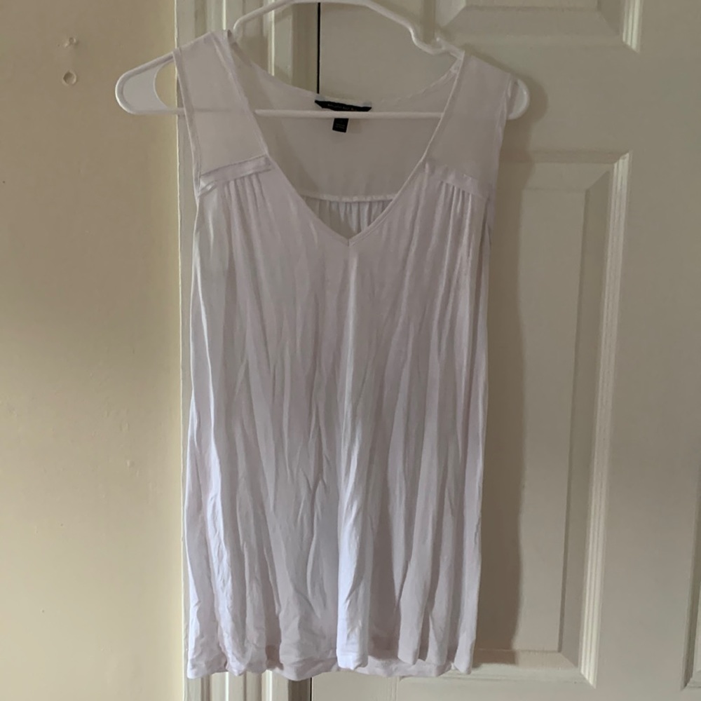 White banana republic tank top